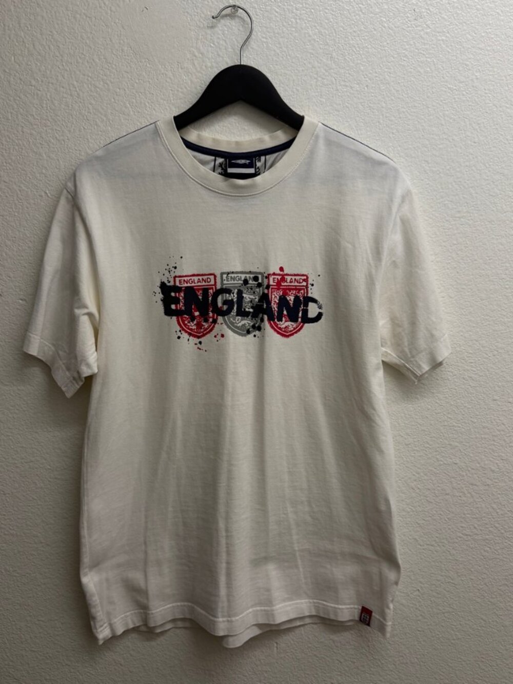 Umbro England crest tee cream S